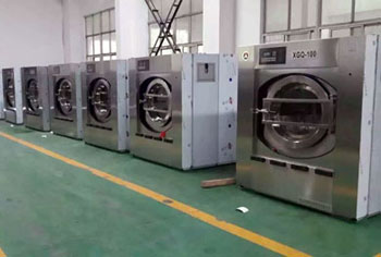 寶進(jìn)機(jī)械車(chē)間