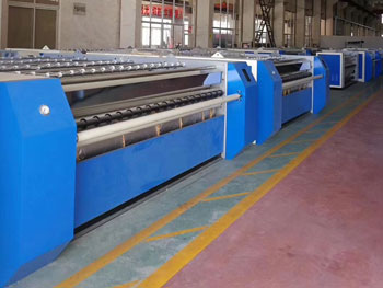 寶進(jìn)機(jī)械車(chē)間